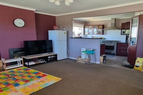 Photo of property in 20 Aorangi Place, Birkenhead, Auckland, 0626