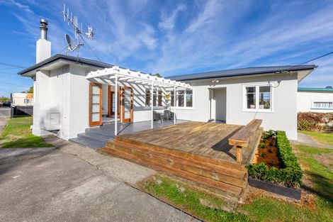 Photo of property in 2 Woburn Street, Waipukurau, 4200