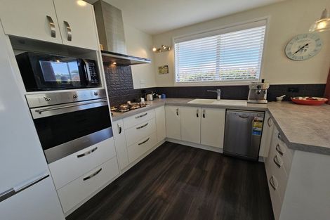 Photo of property in 49 Hull Street, South Hill, Oamaru, 9400