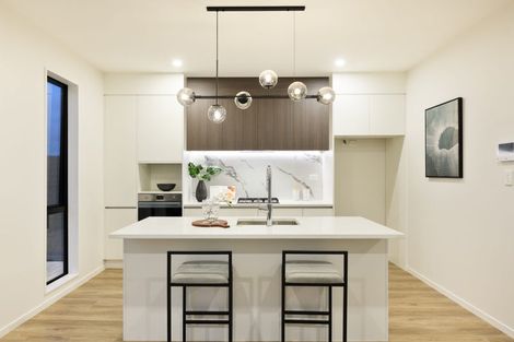 Photo of property in 95c Swanson Road, Henderson, Auckland, 0610