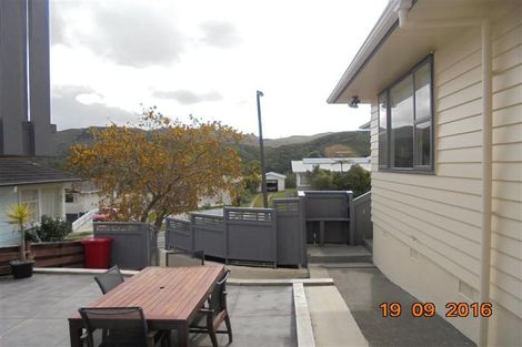 Photo of property in 70 Major Drive, Kelson, Lower Hutt, 5010