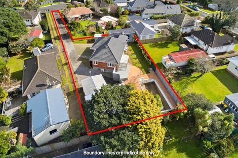 Photo of property in 31 London Street, Te Atatu Peninsula, Auckland, 0610