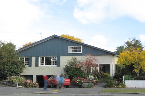 Photo of property in 19 Glenavon Place, Ilam, Christchurch, 8041