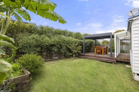 Photo of property in 21c Lorenzen Bay Road, Raglan, 3225