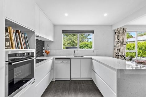 Photo of property in 2/1 Delaware Crescent, Russley, Christchurch, 8042