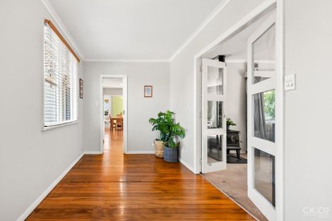 Photo of property in 16 Tennyson Street, Trentham, Upper Hutt, 5018