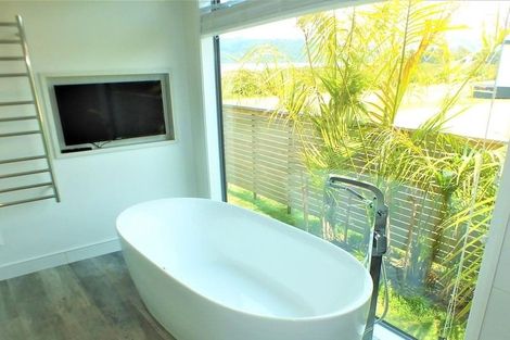 Photo of property in 131 Kelly Jade Avenue, Matarangi, Whitianga, 3592