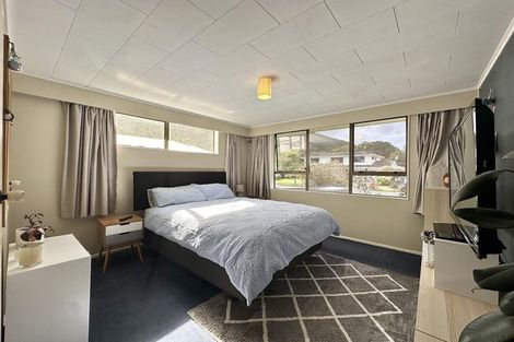 Photo of property in 135 California Drive, Totara Park, Upper Hutt, 5018