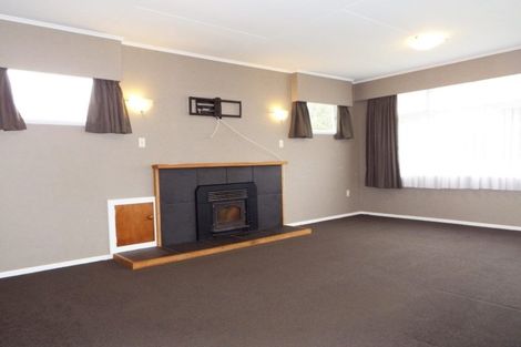 Photo of property in 1 Oaklea Avenue, Marton, 4710