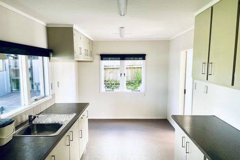 Photo of property in 101 Stanley Road, Glenfield, Auckland, 0629