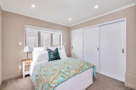 Photo of property in 285 Don Buck Road, Massey, Auckland, 0614