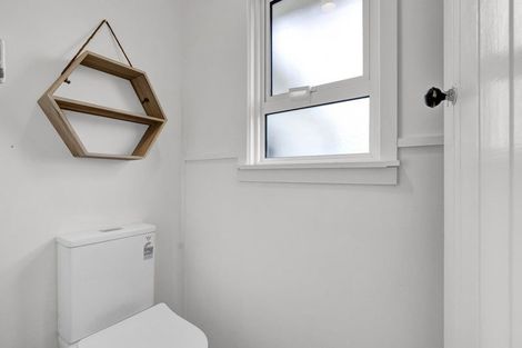 Photo of property in 15 Campbell Street, Hawera, 4610