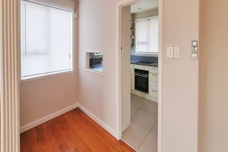 Photo of property in 1/8 Keeling Road, Henderson, Auckland, 0612