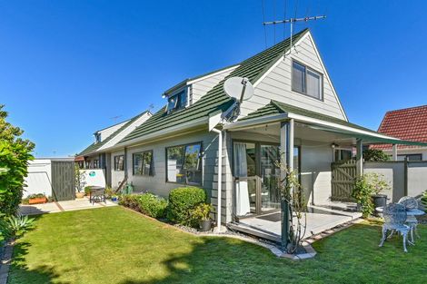 Photo of property in 61m Birdwood Avenue, Papatoetoe, Auckland, 2025