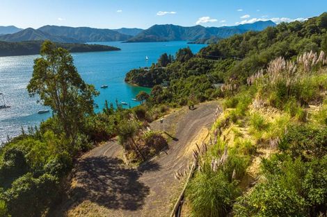Photo of property in 124 Port Underwood Road, Waikawa, Picton, 7281