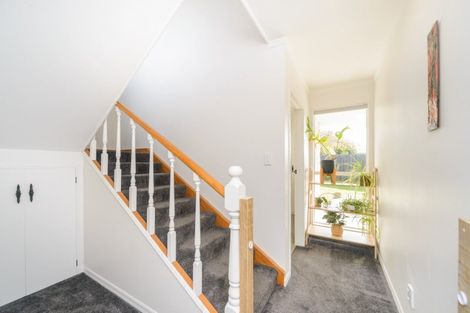 Photo of property in 23b Pahiatua Street, Hokowhitu, Palmerston North, 4410