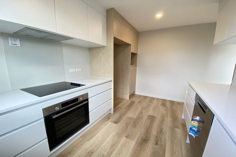Photo of property in 3b Westall Road, New Lynn, Auckland, 0600
