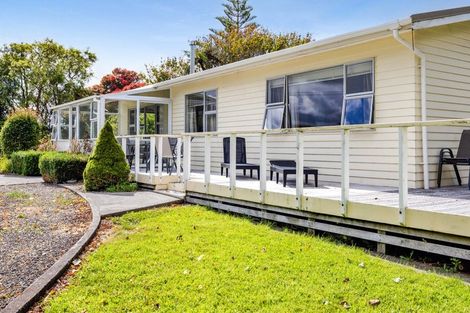 Photo of property in 2699 Eltham Road, Te Kiri, Opunake, 4682