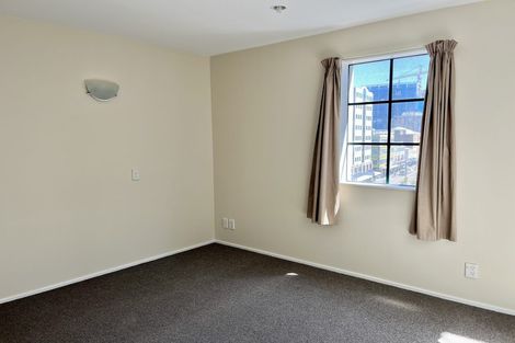 Photo of property in Courtenay Apartments, 505/120 Courtenay Place, Te Aro, Wellington, 6011