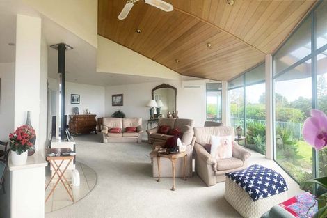 Photo of property in 4 Savoy Road, Orewa, 0931