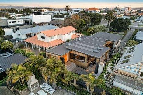 Photo of property in 67 Oceanview Road, Mount Maunganui, 3116