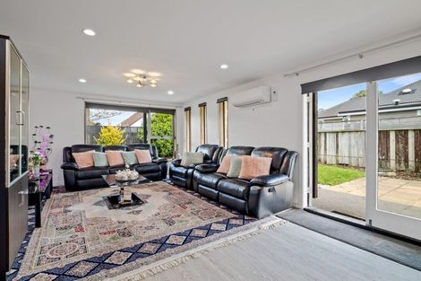 Photo of property in 2/31 Taylors Avenue, Bryndwr, Christchurch, 8052