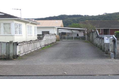 Photo of property in 3b Pringle Street, Taita, Lower Hutt, 5011
