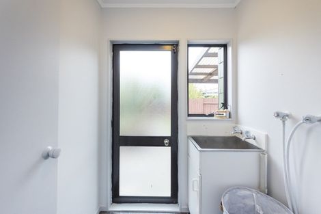 Photo of property in 1 Lydia Place, Kelvin Grove, Palmerston North, 4414