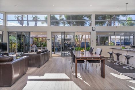 Photo of property in 13 Parkland Place, Whitianga, 3510