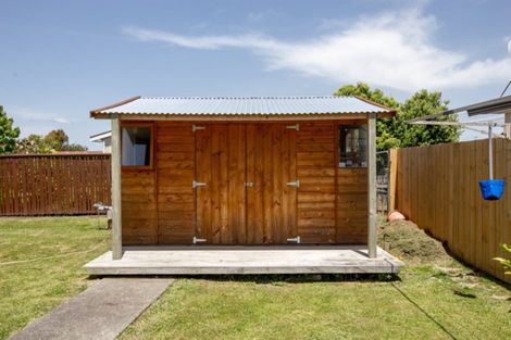 Photo of property in 9 Mahana Road, Ngatea, 3503