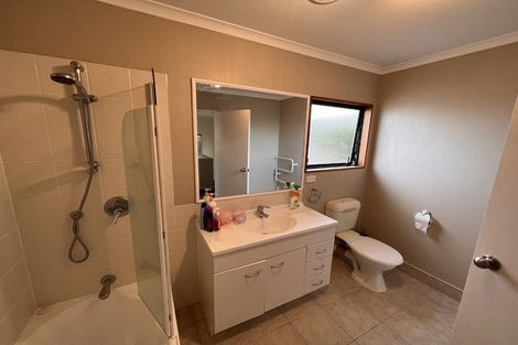 Photo of property in 31 Greenview Lane, Red Beach, 0932