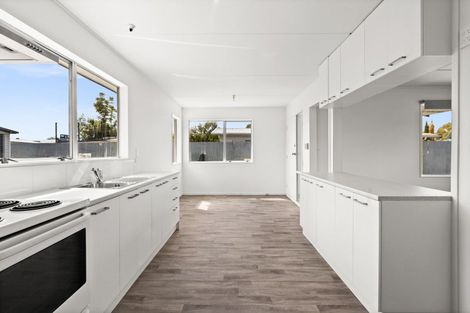 Photo of property in 8 Cortes Crescent, Flaxmere, Hastings, 4120