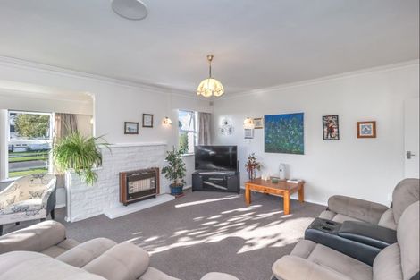 Photo of property in 15 Duke Street, Levin, 5510