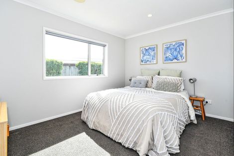 Photo of property in 31a Gossamer Drive, Pakuranga Heights, Auckland, 2010