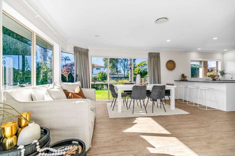 Photo of property in 126 Santa Monica Drive, Papamoa Beach, Papamoa, 3118