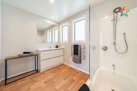 Photo of property in 26 Cedar Street, Maungaraki, Lower Hutt, 5010