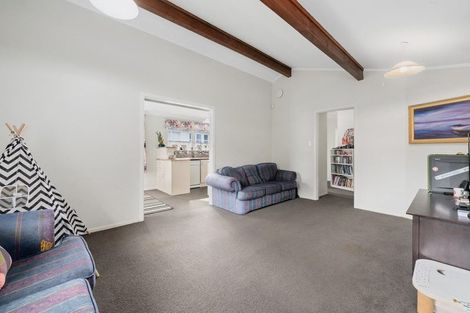 Photo of property in 14 Caernarvon Street, Dinsdale, Hamilton, 3204