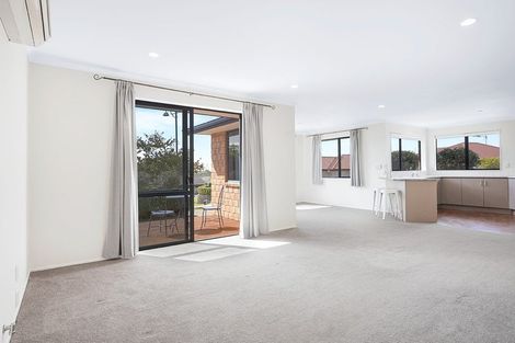 Photo of property in 18 Everton Place, Grandview Heights, Hamilton, 3200