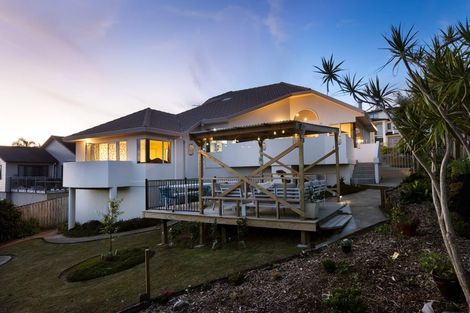 Photo of property in 26 Savoy Road, Orewa, 0931