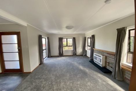 Photo of property in 8 Hughson Street, Waitara, 4320