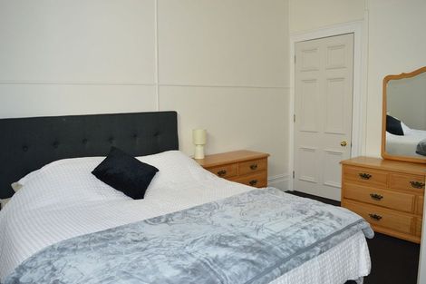 Photo of property in 16 Austin Street, Mount Victoria, Wellington, 6011