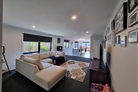 Photo of property in 6 Apostle Mews, Papamoa, 3118