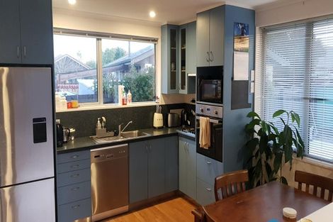 Photo of property in 2/97 Royal Park Drive, Parklands, Christchurch, 8083