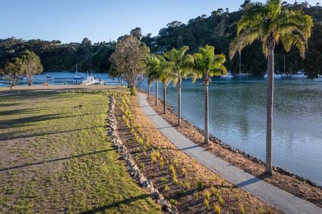 Photo of property in 2 Duck Creek Road, Stillwater, Silverdale, 0993