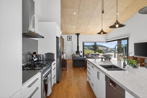 Photo of property in 18 Doris Faigan Lane, Charteris Bay, Lyttelton, 8971