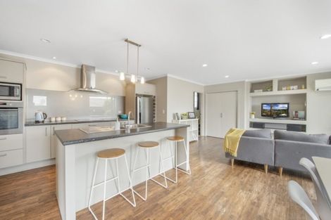 Photo of property in 48 Twickenham Place, Nawton, Hamilton, 3200