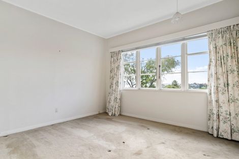 Photo of property in 8 Kurahaupo Street, Orakei, Auckland, 1071