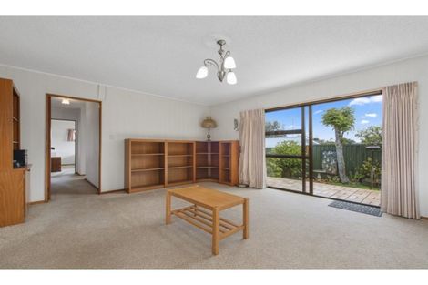 Photo of property in 2/208 Centreway Road, Orewa, 0931