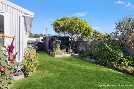 Photo of property in 8 Omata Road, Westown, New Plymouth, 4310