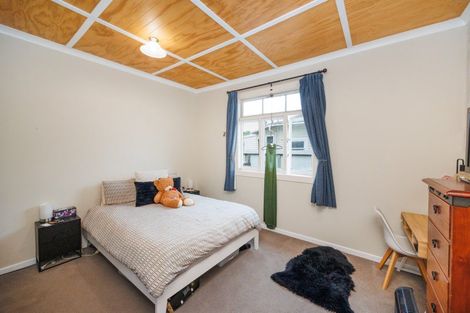 Photo of property in 32 Marne Street, Hokowhitu, Palmerston North, 4410